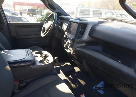 2022 Ram 2500 Tradesman 4X4 6'4 Box z USA, uszkodzony, nr VIN 3C6UR5CL5NG253979